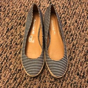American Eagle Striped Wedges